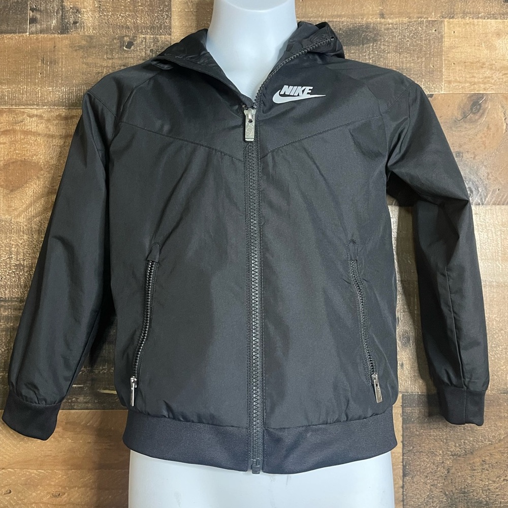 Youth Nike wind breaker jacket.